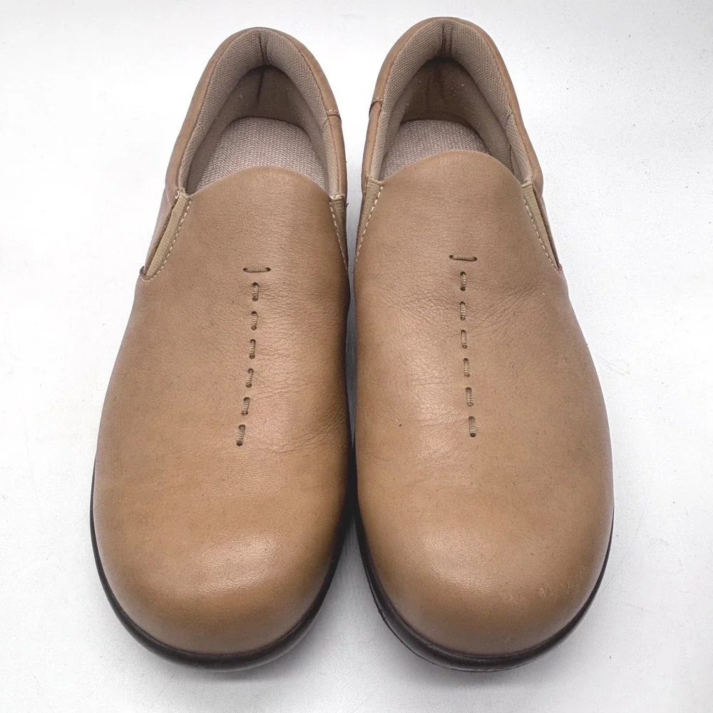 SAS Custom Made Slip-On Loafers Womens 8.5N Tan Leather Please Read Description